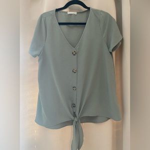 FSL + Apparel button down tie front shirt medium